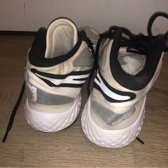 Nike men’s sneakers runners trainers size 9 - Picture 4 of 7